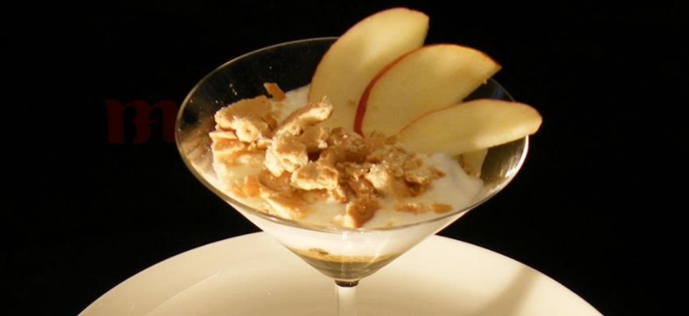 La ricetta di Andrea Bassetti, Tiramisù di yogurt e frutta