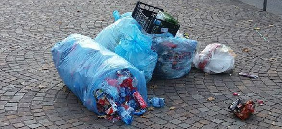 Raccolta dei rifiuti, il Comune: "In Bondone la situazione è desolante"