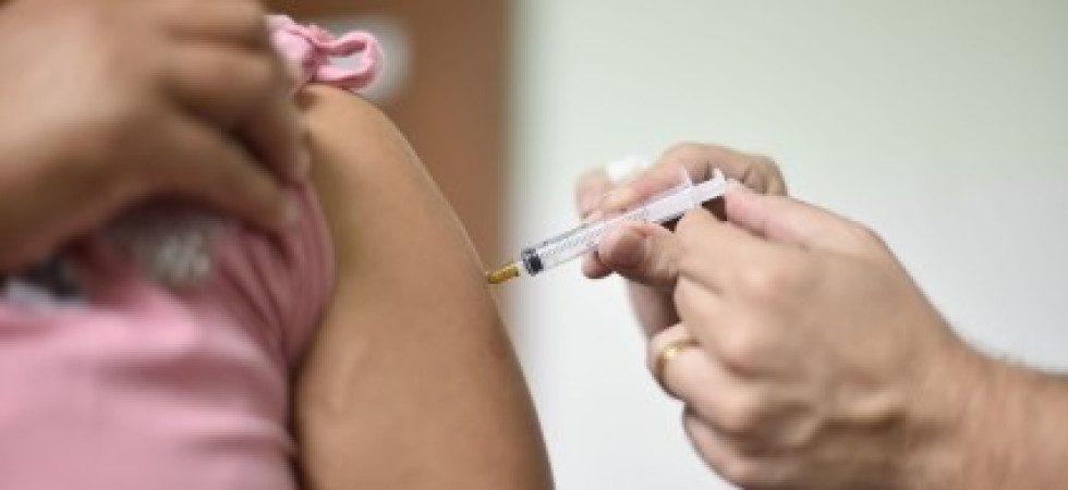 Vaccini, per l'assessora immunità di gregge raggiunta e allora via all'obbligatorietà?
