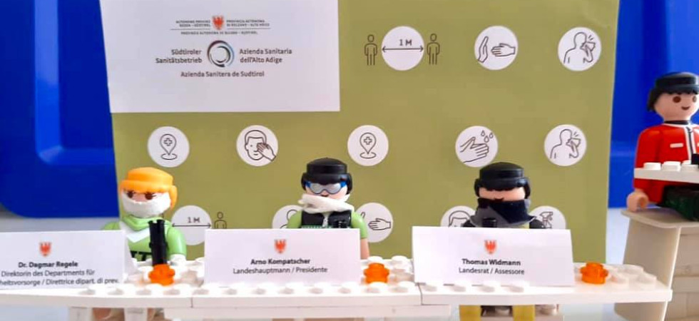 Tra modelli in lego e ospedali da campo "taglia e incolla", l'emergenza Covid si "converte" in gioco