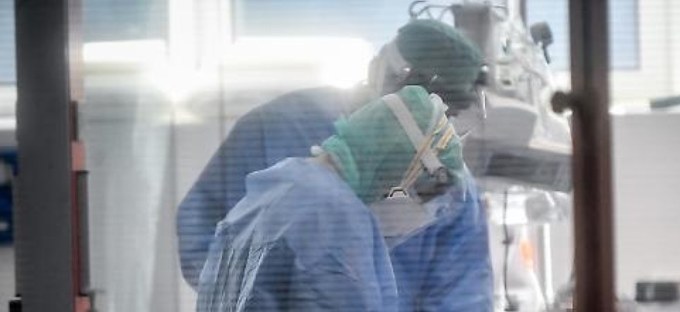 Il coronavirus si porta via la moglie e dopo dieci giorni anche il marito