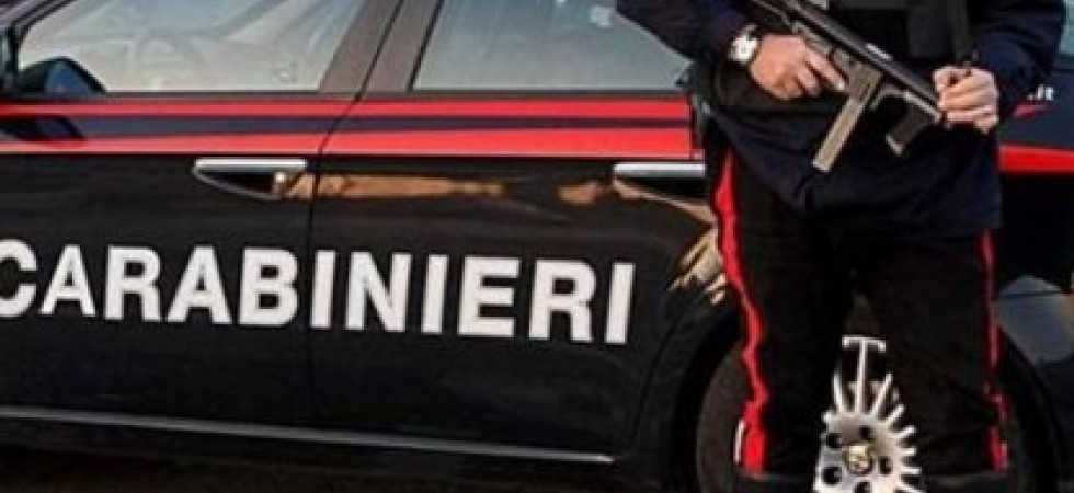 Coltivava cannabis e in casa aveva una serra artigianale con umidificatore, lampade e ventilatore