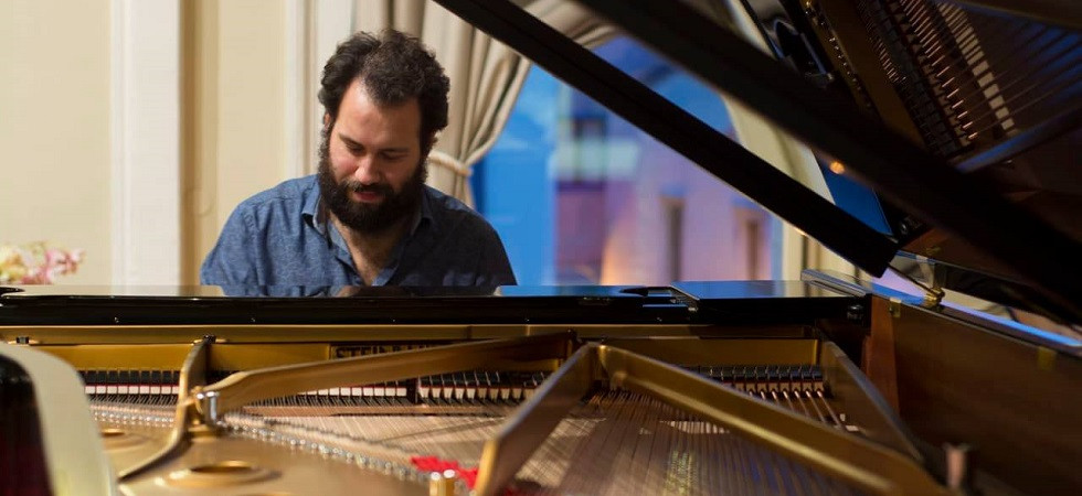 Il coronavirus non ferma la Filarmonica, le note classiche arrivano a casa con la #musicaincamera