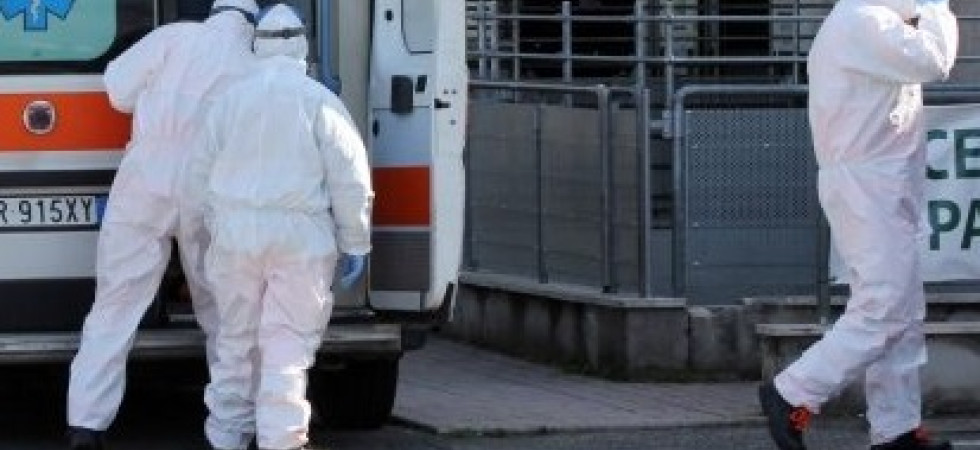 Coronavirus, è morto in mezzo alla piazza di Piedicastello: era positivo al covid-19