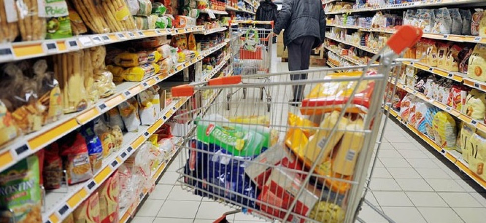 Coronavirus, si spostano alla ricerca di supermercati con prezzi vantaggiosi
