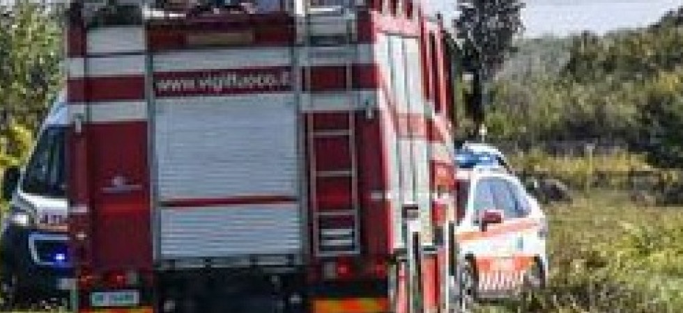Si stacca un modulo del trattore e gli schiaccia una gamba, paura per un contadino