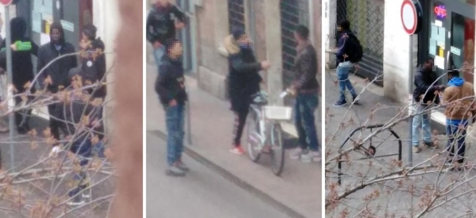 Nessuno rispetta i divieti e gli spacciatori controllano la piazza