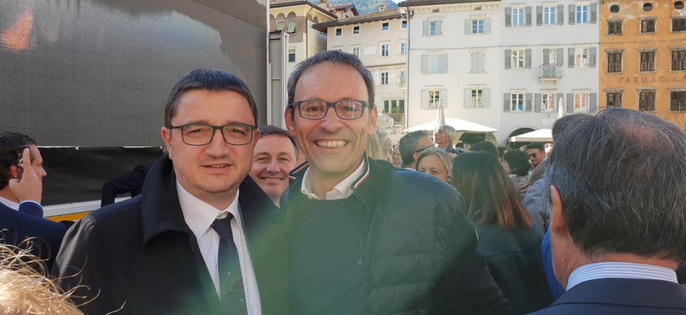 Per la Giunta Fugatti prima il Trentino è interamente turistico'' e poi chiude i supermercati nei Comuni che non lo sono