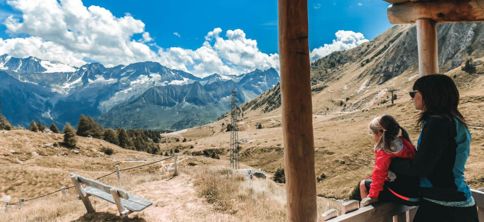 Ecco come la scelta delle vacanze nella natura aiuta a recuperare i danni educativi da lockdown sui bambini rendendo la