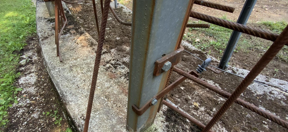 L'Ispra ha visionato la prigione'' di M49: Aveva già provato più volte a forzare la recinzione