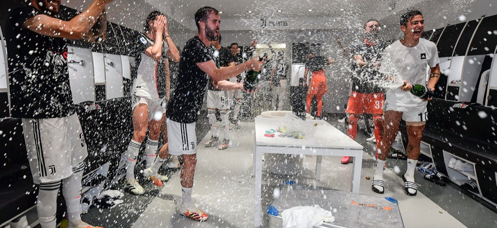 La Juventus conquista il nono scudetto consecutivo e la festa è bagnata dalle bollicine Ferrari