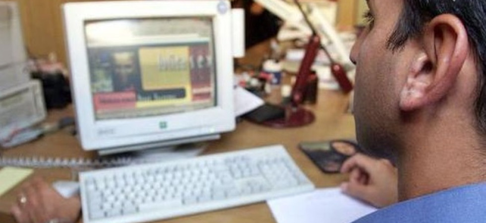 Acquista in internet quattro cerchi in lega per l'auto pagandoli 400 euro