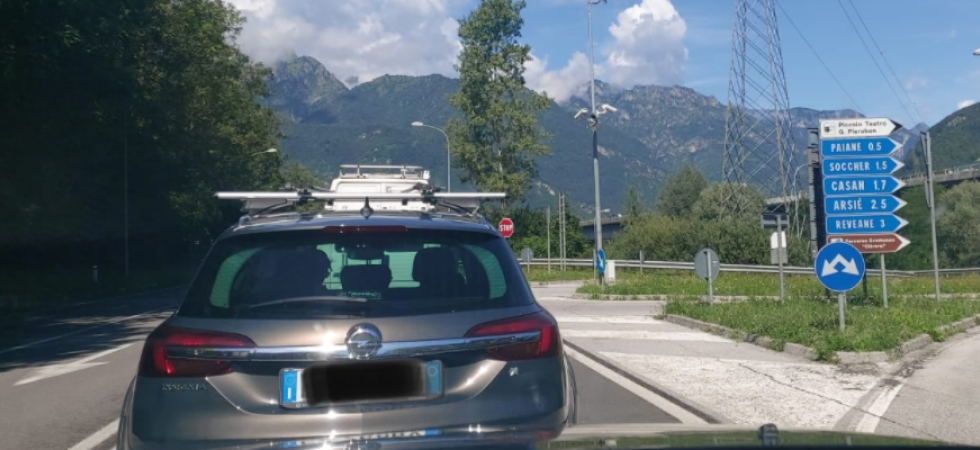 Assalto alle Dolomiti e l'Alemagna va in tilt anche se è mercoledì