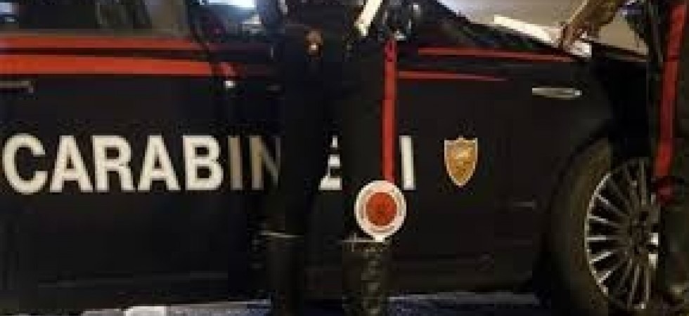 Ubriaco alla guida di un furgone semina il panico sulla statale della Valsugana