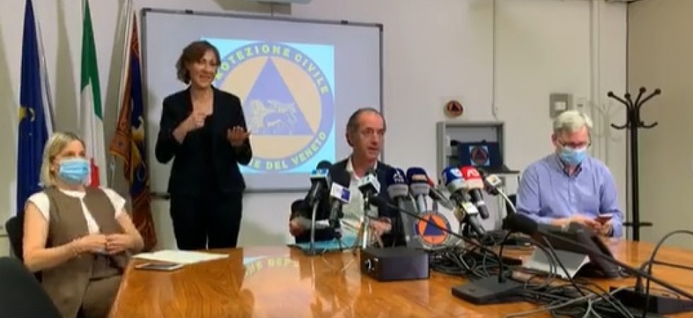 Coronavirus, Zaia firma una nuova ordinanza: Tamponi obbligatori per chi arriva dall'estero''