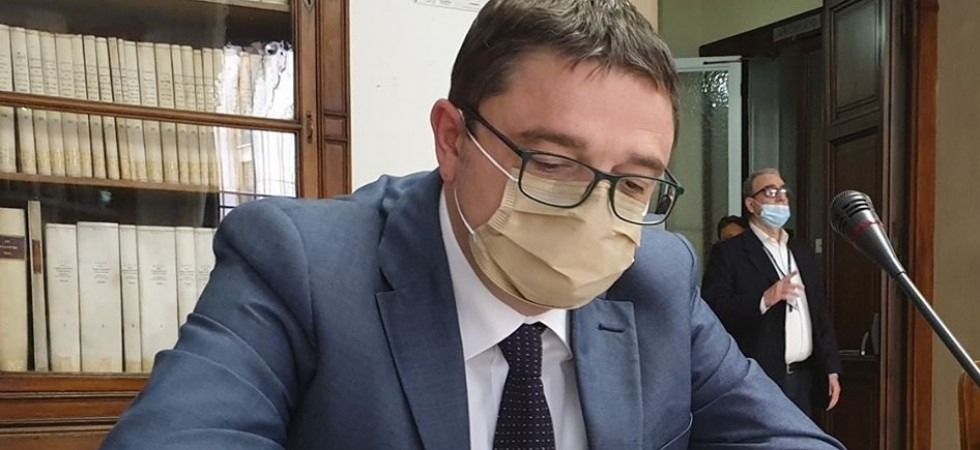Coronavirus, è ancora allerta alta