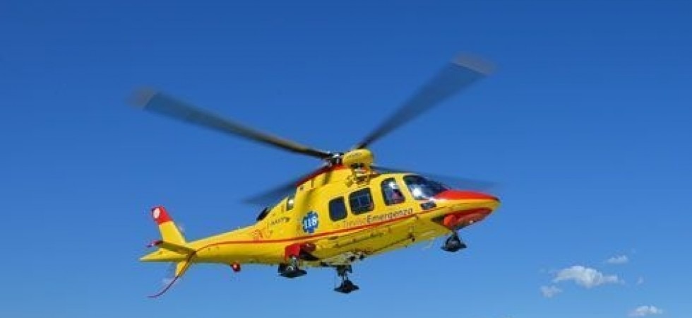 Dramma in montagna, un uomo viene colpito da un malore, si accascia e muore davanti agli occhi degli amici