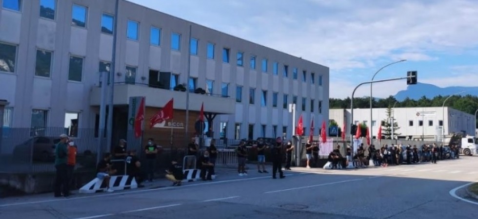 La difesa dei diritti e il salario sono frutto di lotte e di sacrifici
