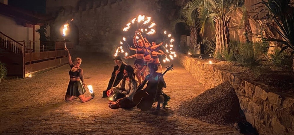Storia, natura e mistero si uniscono a spettacolo e arte