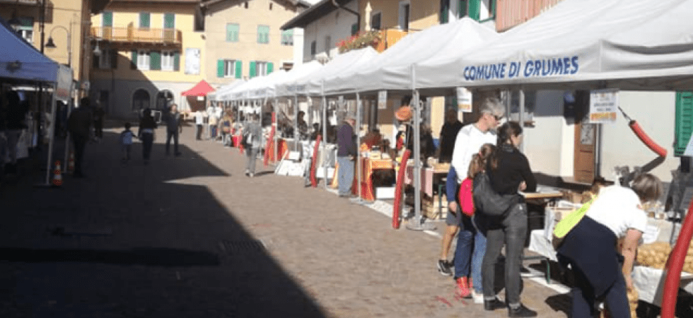 A Grumes arriva il Cittaslow Weekend'' con una piazza brulicante di enogastronomia, arte, creatività libri ed escursioni