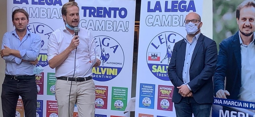 Elezioni, l'ex ministro Fontana a Trento: Giusto che le famiglie mettano becco sull'educazione dei figli