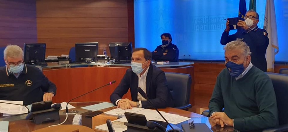 Coronavirus, vertice Governo-Regioni per discutere le nuove restrizioni