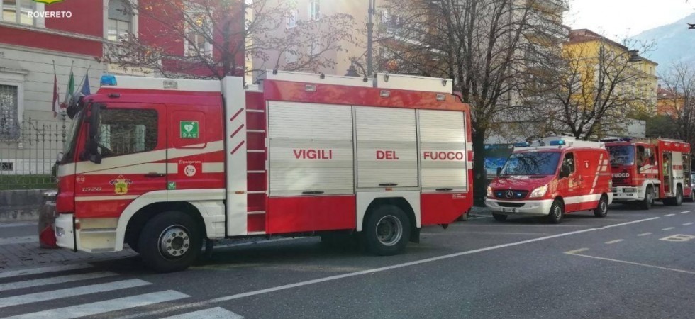 Fuga di gas in un appartamento, momenti di paura a Rovereto: evacuato un condominio
