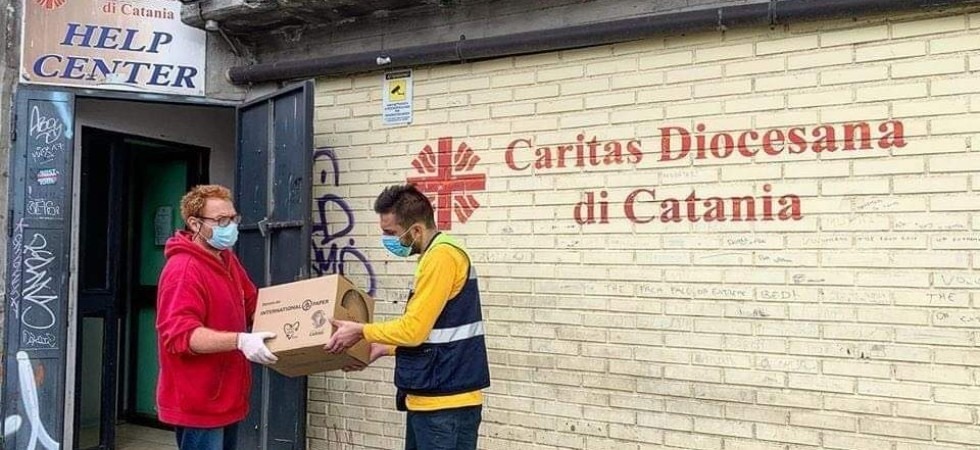 Donna, italiana e con 2 figli a carico, ecco il profilo del "nuovo povero" secondo il Rapporto 2020 della Caritas