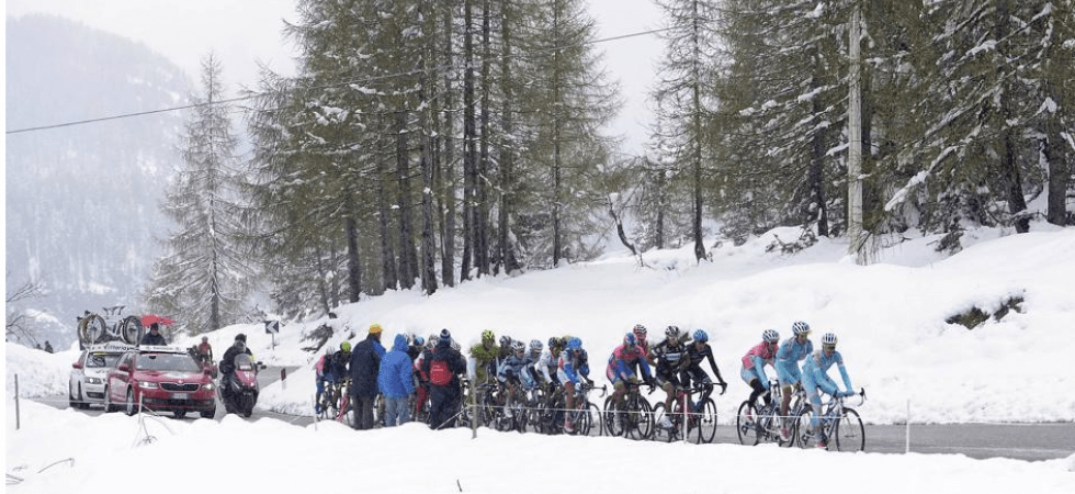 Maltempo al Nord e neve sullo Stelvio dove il Giro d'Italia passerà tra 20 giorni