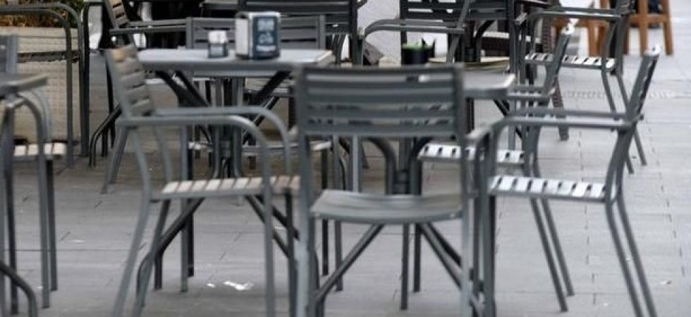 Coronavirus, E' un momento drammatico'' la protesta dei ristoratori: Stendiamo in piazza le nostre tovaglie''