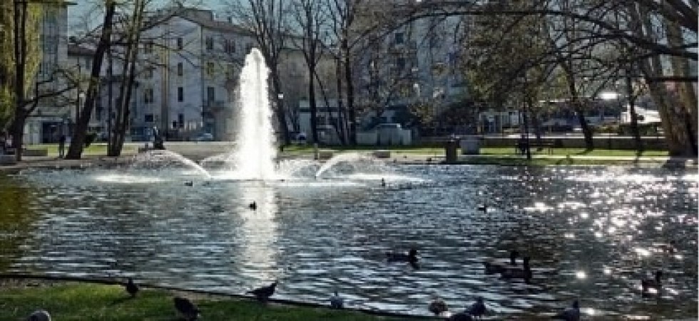 Trento, la Lega torna a chiedere di chiudere piazza Dante: Per fermare lo spaccio ed evitare il diffondersi dell’epidemia''