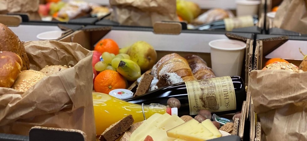 Brunchbox di prodotti locali a domicilio: il grazie dei vigili del fuoco di Ora ai colleghi