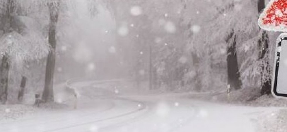 Neve o ghiaccio, il Comune decide la chiusura di alcune strade ai pedoni e velocipedi