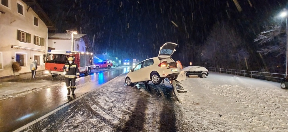 La neve imbianca le strade altoatesine