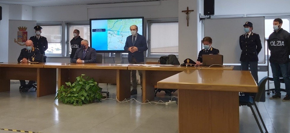 Droga, arrivavano a Trento in treno e tornavano a Verona con oltre 2 mila euro