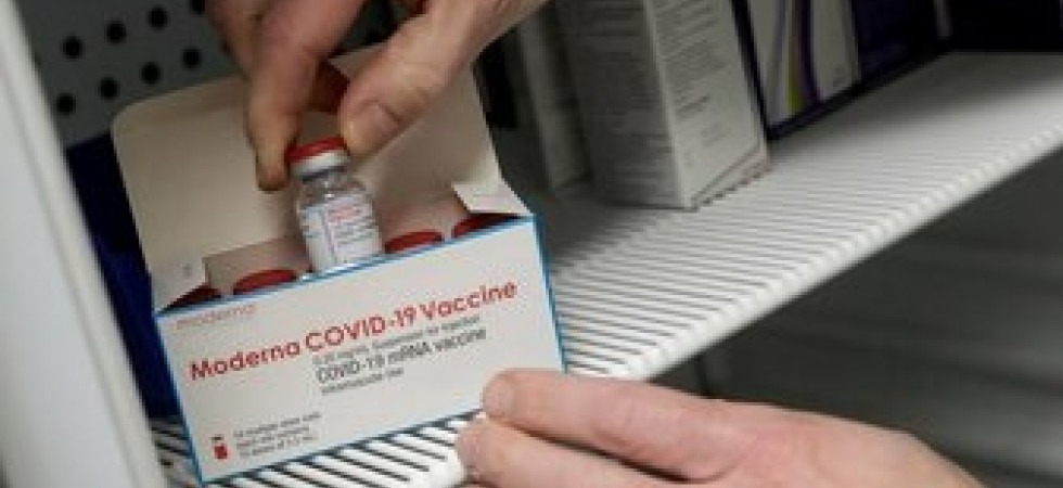 Vaccini anticovid, ritardi nell'arrivo delle dosi di Moderna e a Terlano l'azienda sanitaria è costretta ad annullare la