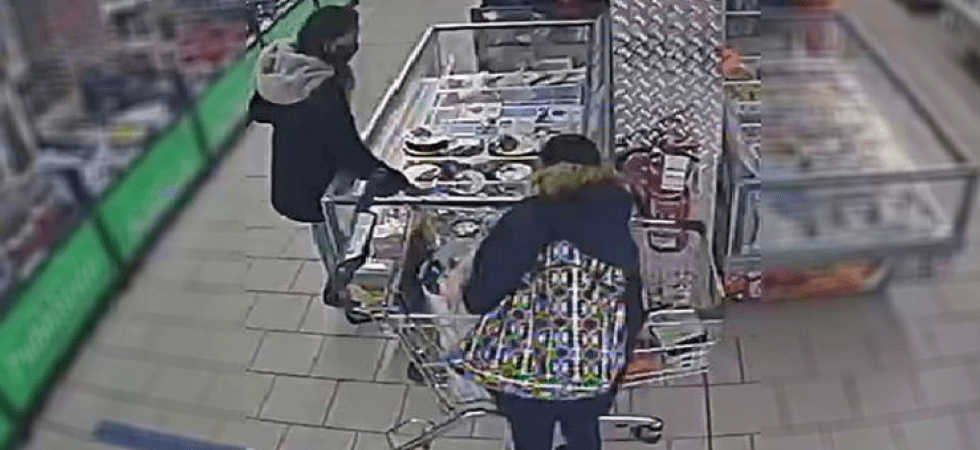 Borseggiatrici incastrate durante l'ennesimo furto in un supermercato