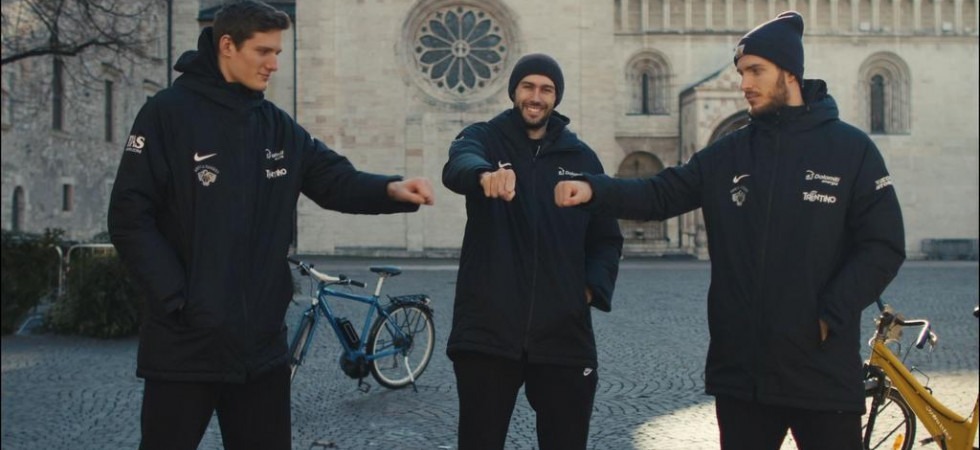 Foto di Aquila Basket "In centro si arriva meglio a piedi": lo slogan di Aquila Basket per sensibilizzare i cittadini alla mobilità alternativa