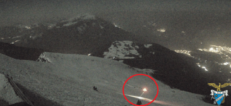 Immagine scattata intorno alle 19e45 Allarme per una valanga sullo Stivo, alcune persone potrebbero essere rimaste coinvolte