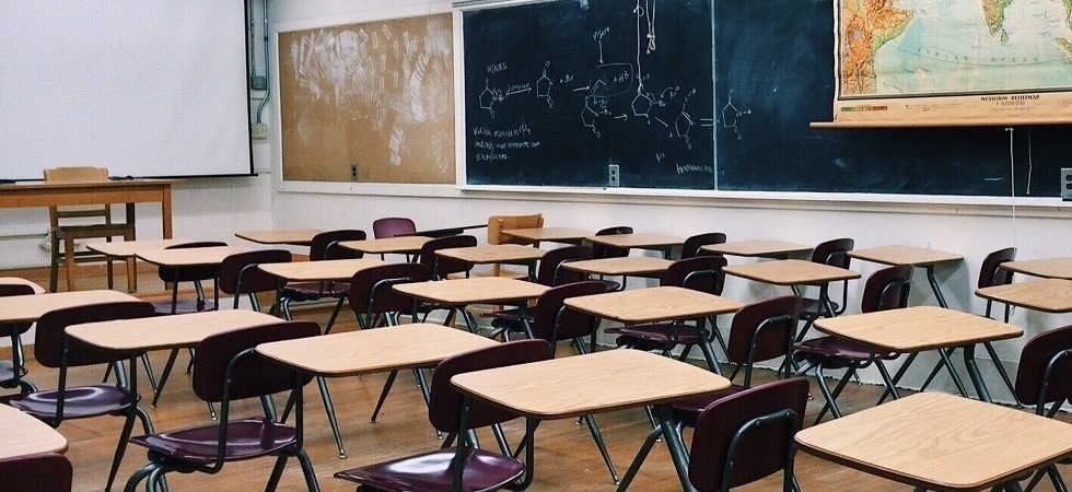 Coronavirus, l'incidenza supera i 250 contagi e il Veneto chiude le scuole in 4 distretti