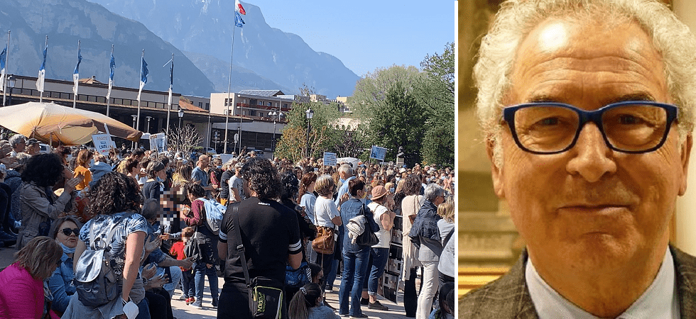 Coronavirus, i medici sui 'No-Vax' in piazza Dante: Richiamiamo professionisti che diffondono il negazionismo
