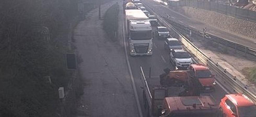Incidente alla galleria dei Crozi, rallentamenti e traffico bloccato sulla SS47
