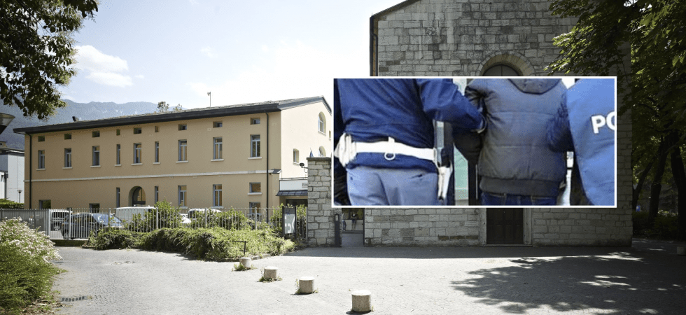 Tentativo di furto nella Fbk di via Santa Croce, un ladro sfonda un vetro con una pietra e viene trovato nascosto sotto una