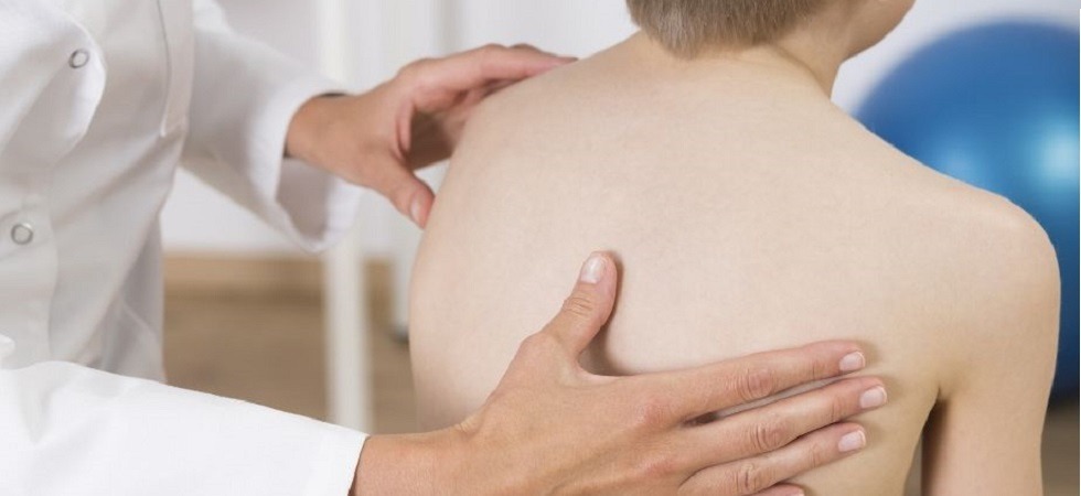 Il responsabile di ortopedia pediatrica in pensione e due medici si sono dimessi