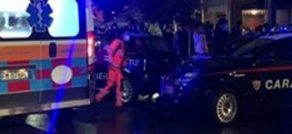 Riempiti di botte in piazza, tre ragazzi finiscono in ospedale