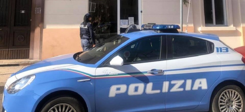 Una siringa per minacciare le vittime e costringerle a cedere il denaro: in due settimane tenta tre rapine e un’estorsione