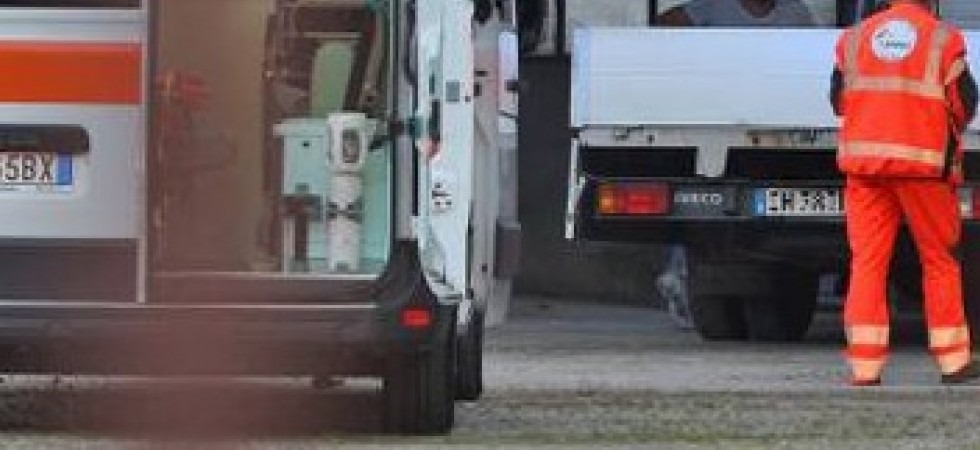 Schiacciato dal suo camion: è il 47enne Davide Deboli la vittima del tragico incidente sul lavoro a Nogarole Rocca