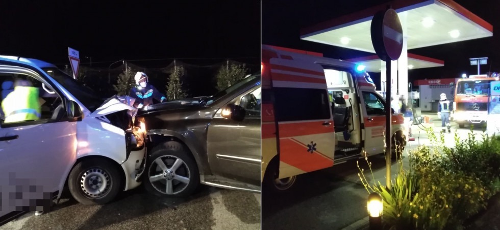 Schianto nella notte, frontale tra un furgone e una macchina