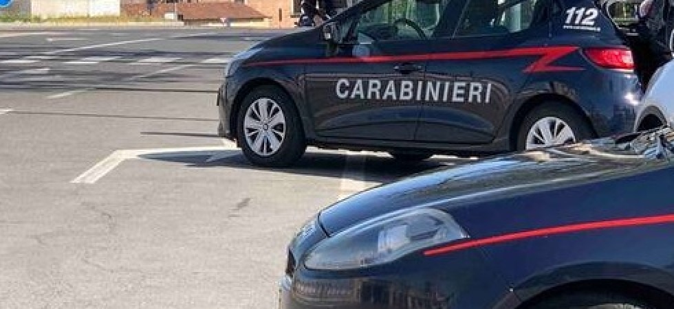 Girava in auto con una patente falsificata proveniente da Napoli