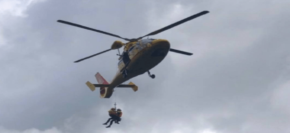 Cade sul sentiero e scivola per una ventina di metri, 84enne recuperato dal soccorso alpino